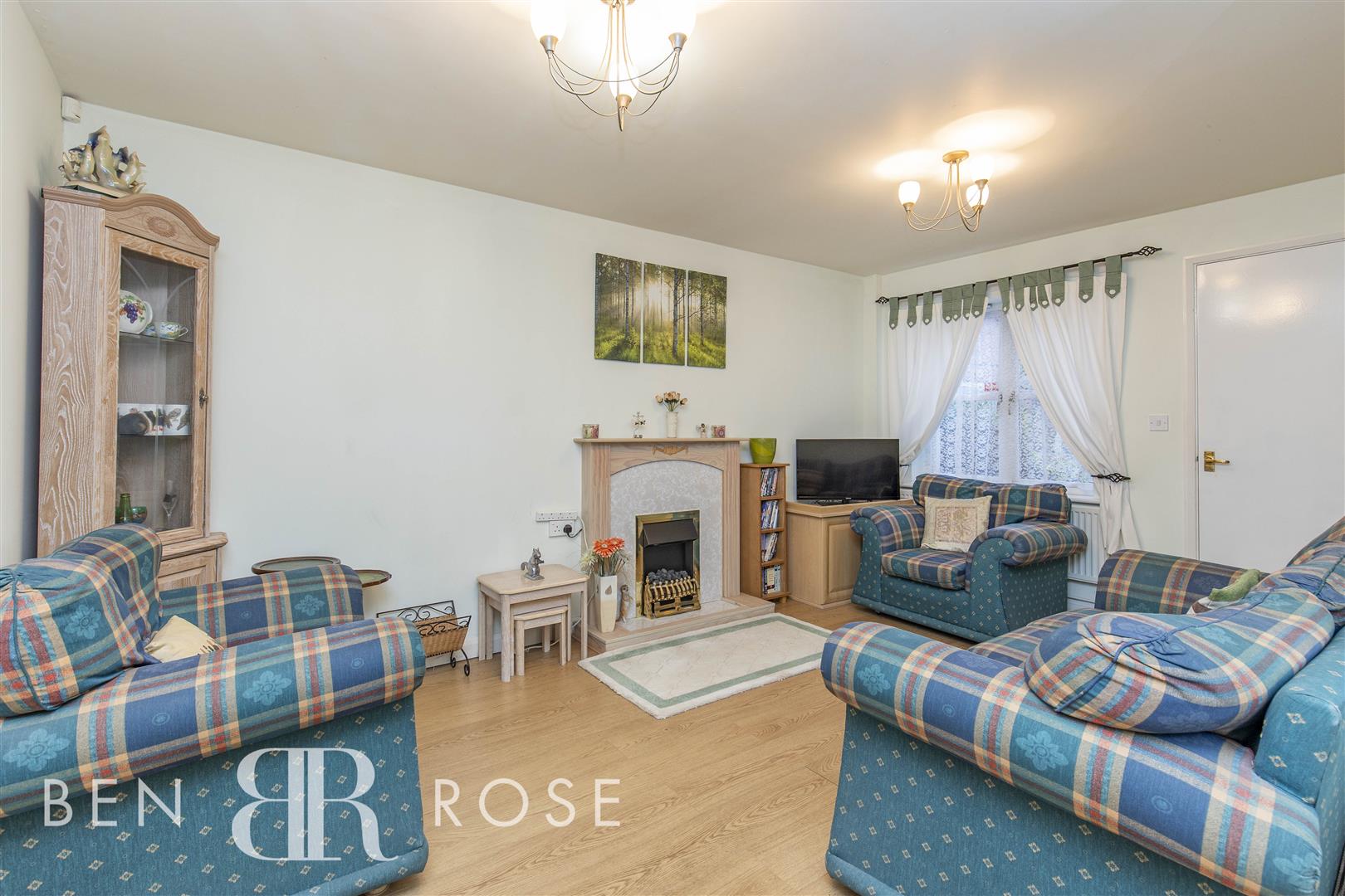 2 bed property in Acer Grove, Preston